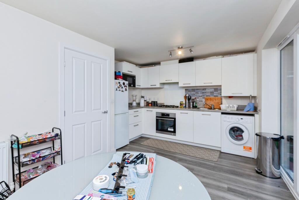Inver Road, Leicester, LE19 photo 4