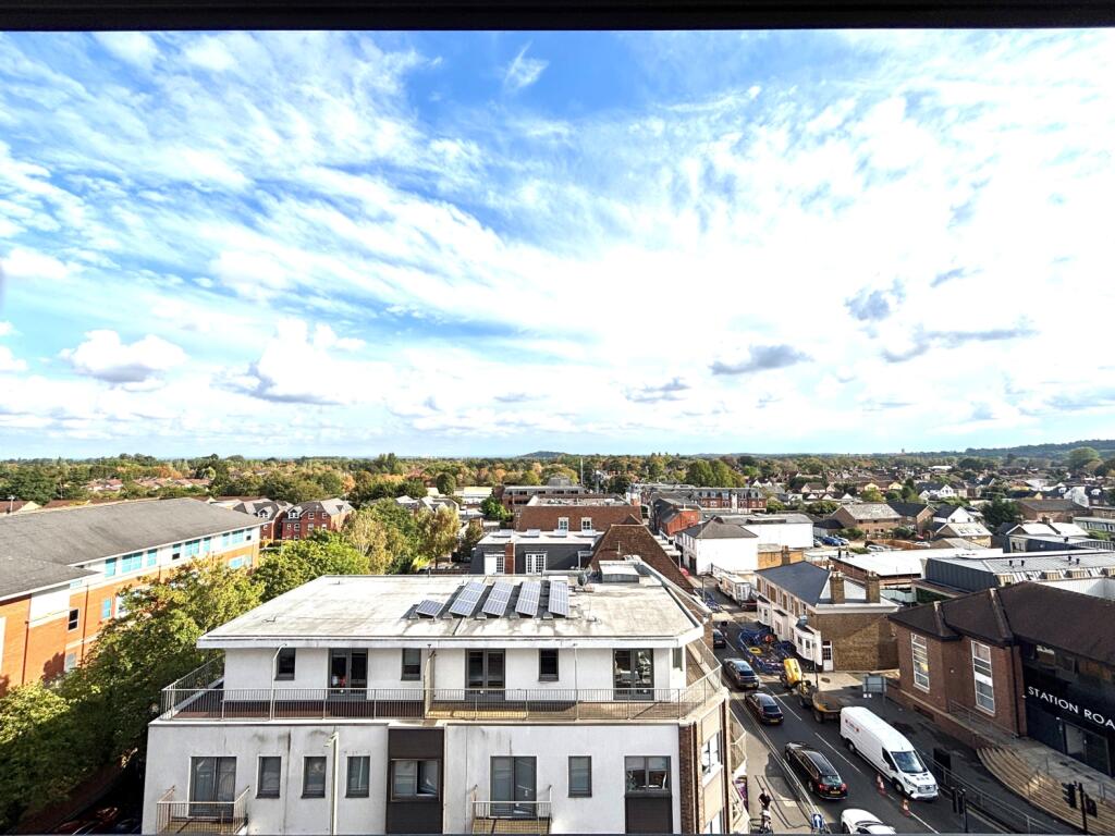Apartment in Twickenham - More
