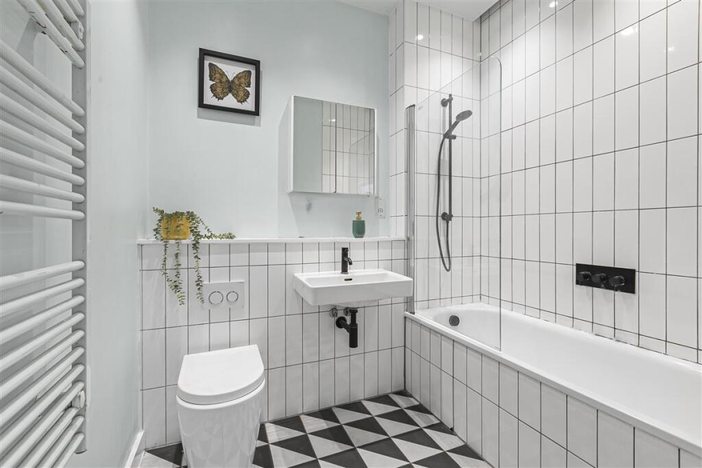 Apartment in London - View 4