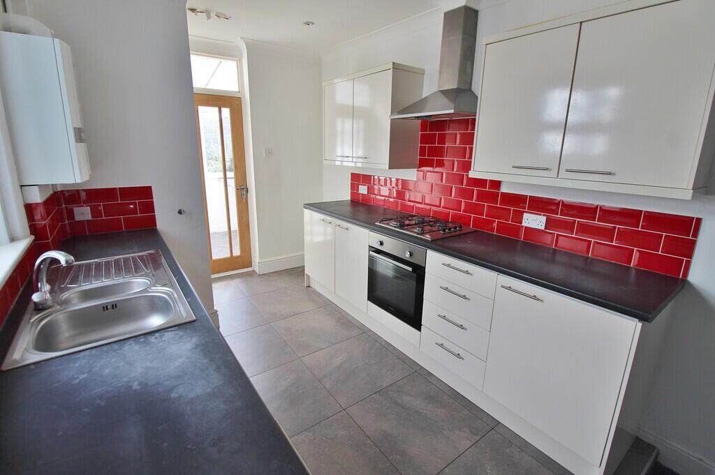 House in Portsmouth, Stamshaw - More