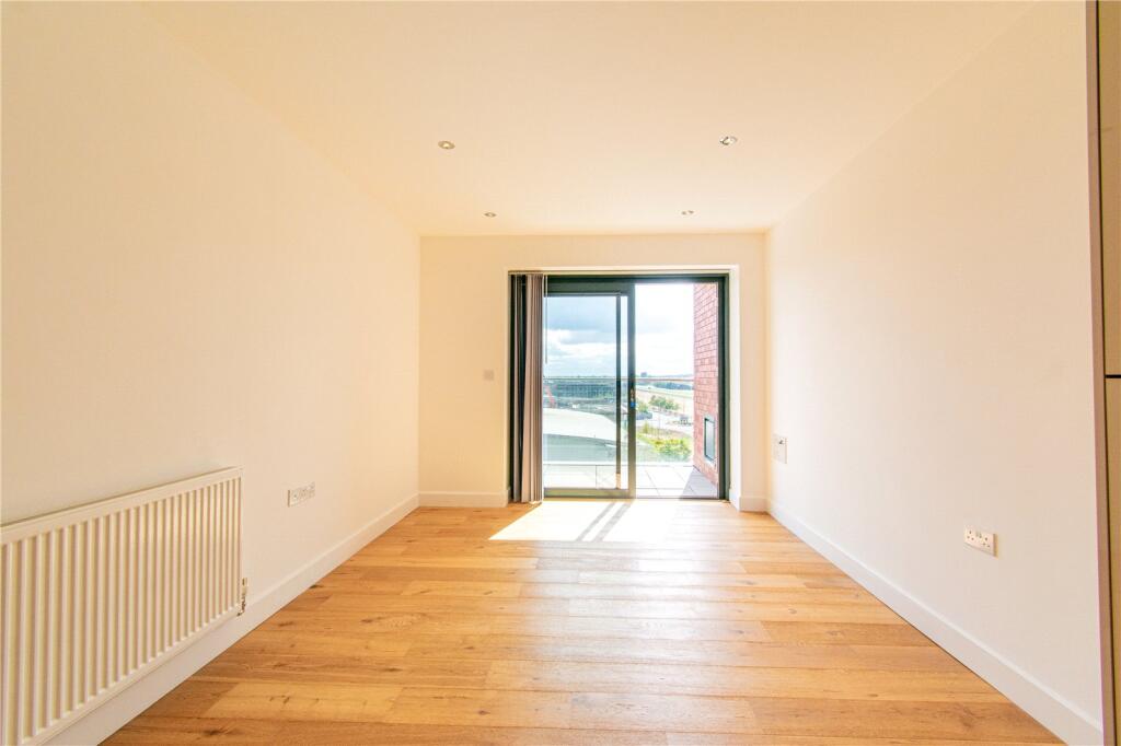 Apartment in Reading - More