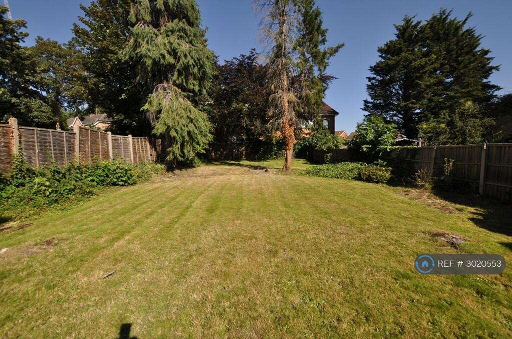 Main image of property: Finchley Lane, London, NW4