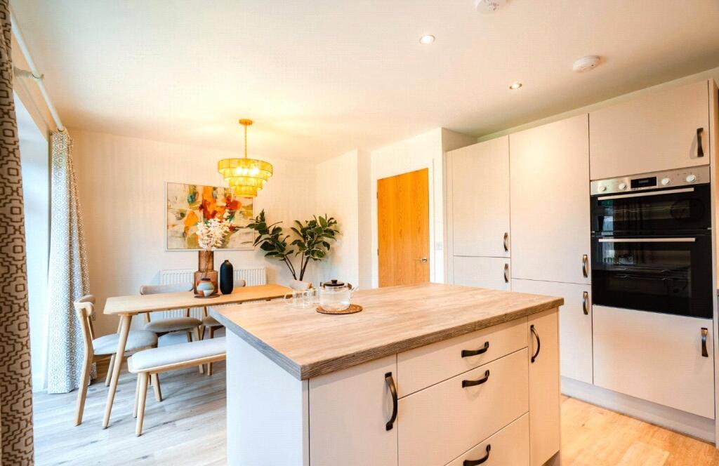 House in Dorchester - View 3