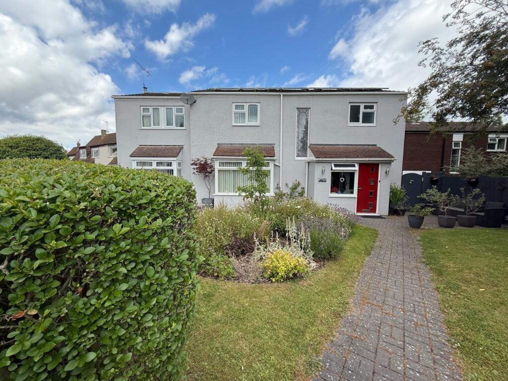 Main image of property: Hillcrest Road, Nailsea, North Somerset, BS48