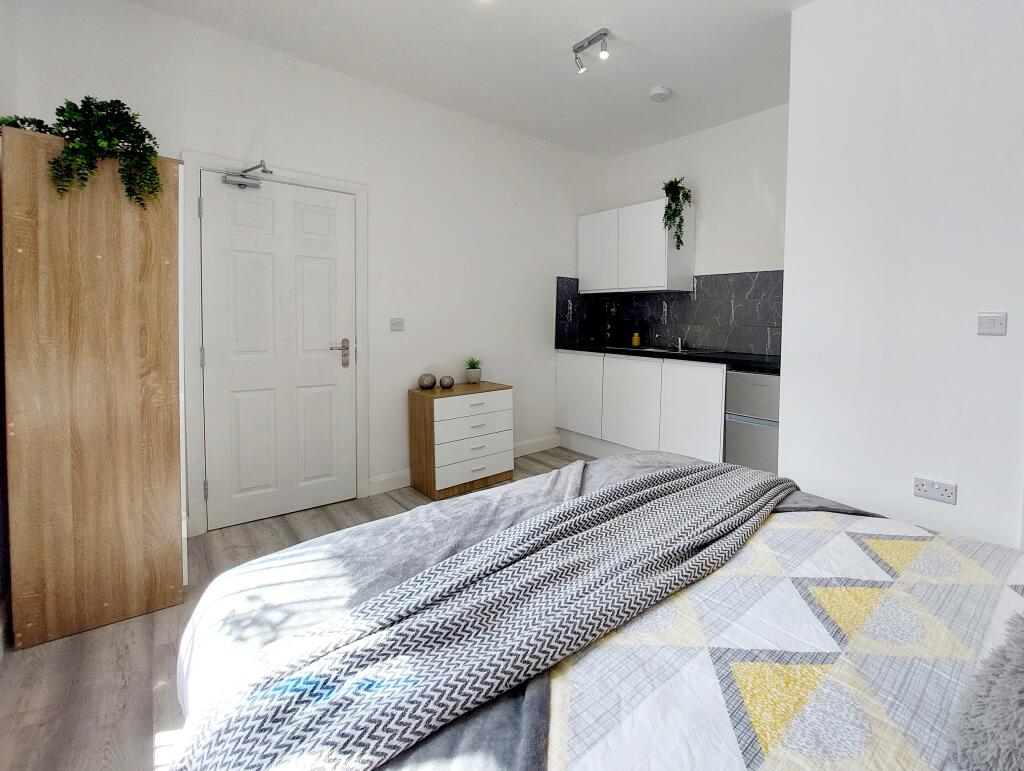 Main image of property: 6 St. Marks Street, Peterborough, PE1 2TU