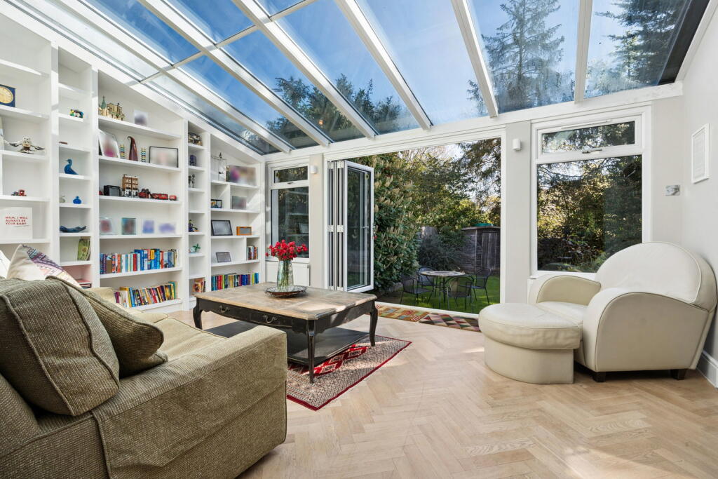 House in London - View 6
