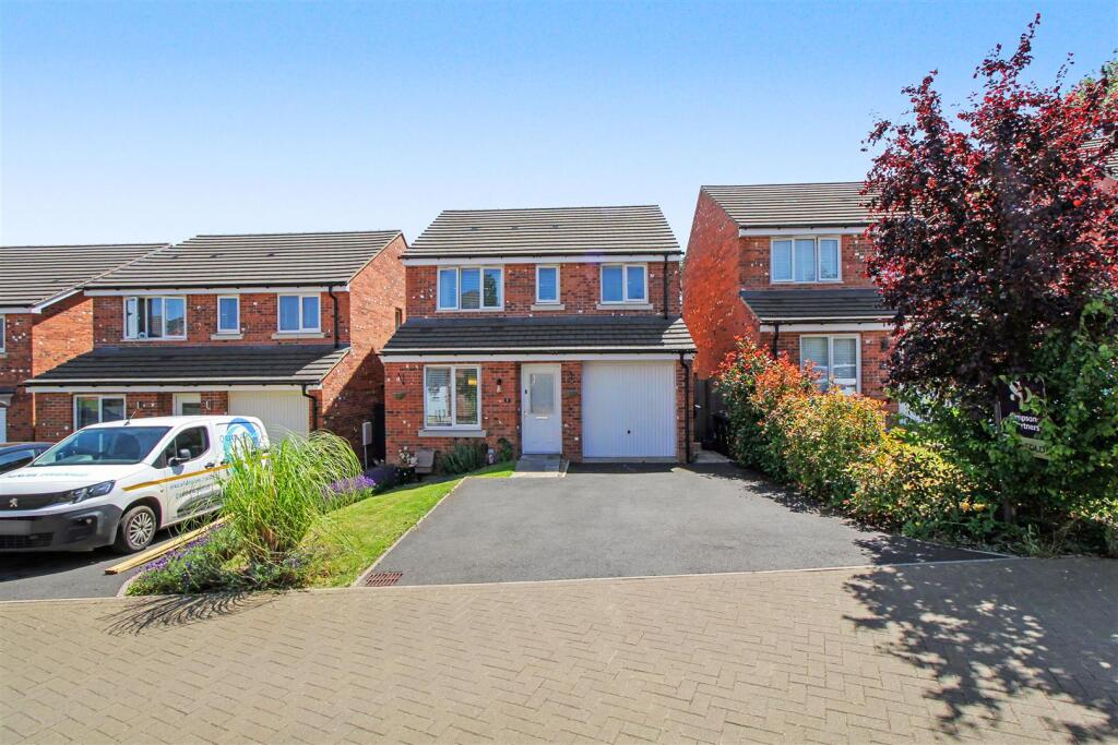 Main image of property: NN9 Red kite Way, Raunds