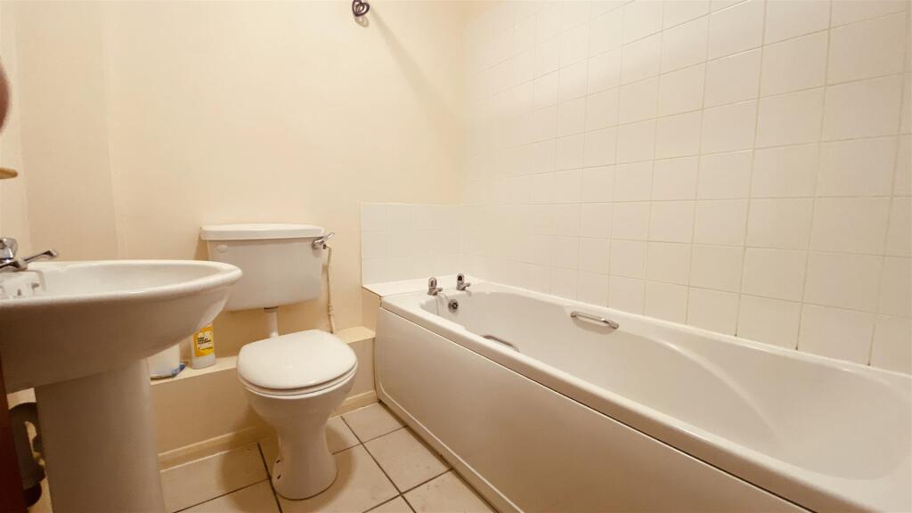 Apartment in East Cambridgeshire, Littleport - More