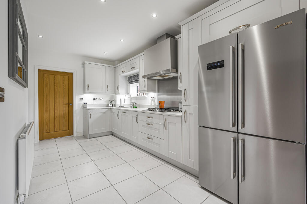 Rifleman's Close, Wilmslow, Cheshire, SK9 photo 4