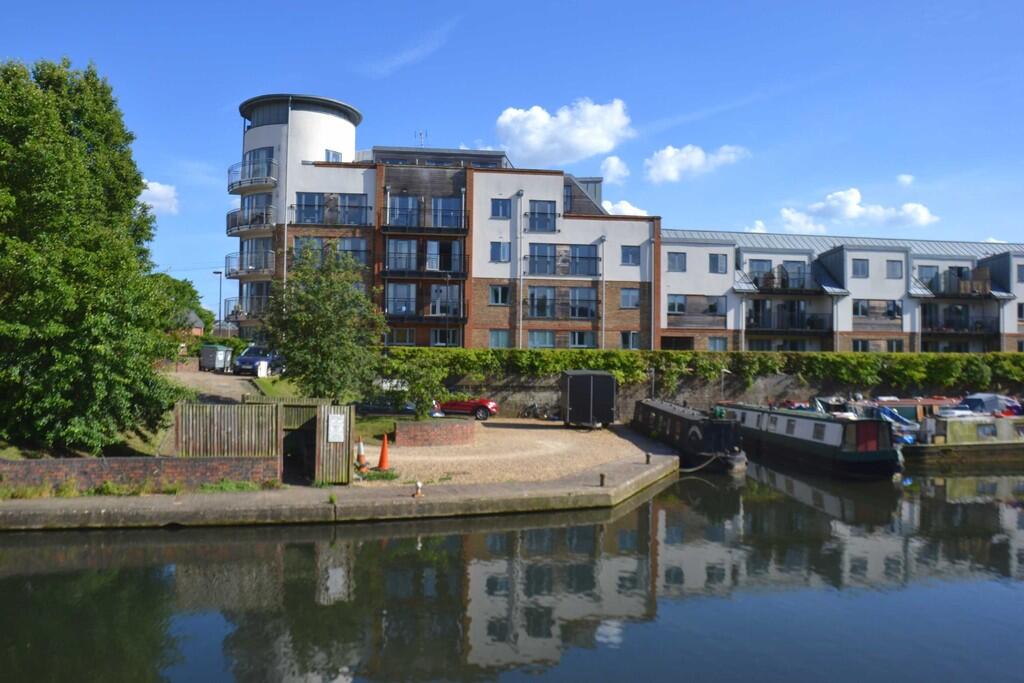 Main image of property: The Waterfront, Hertford, SG14