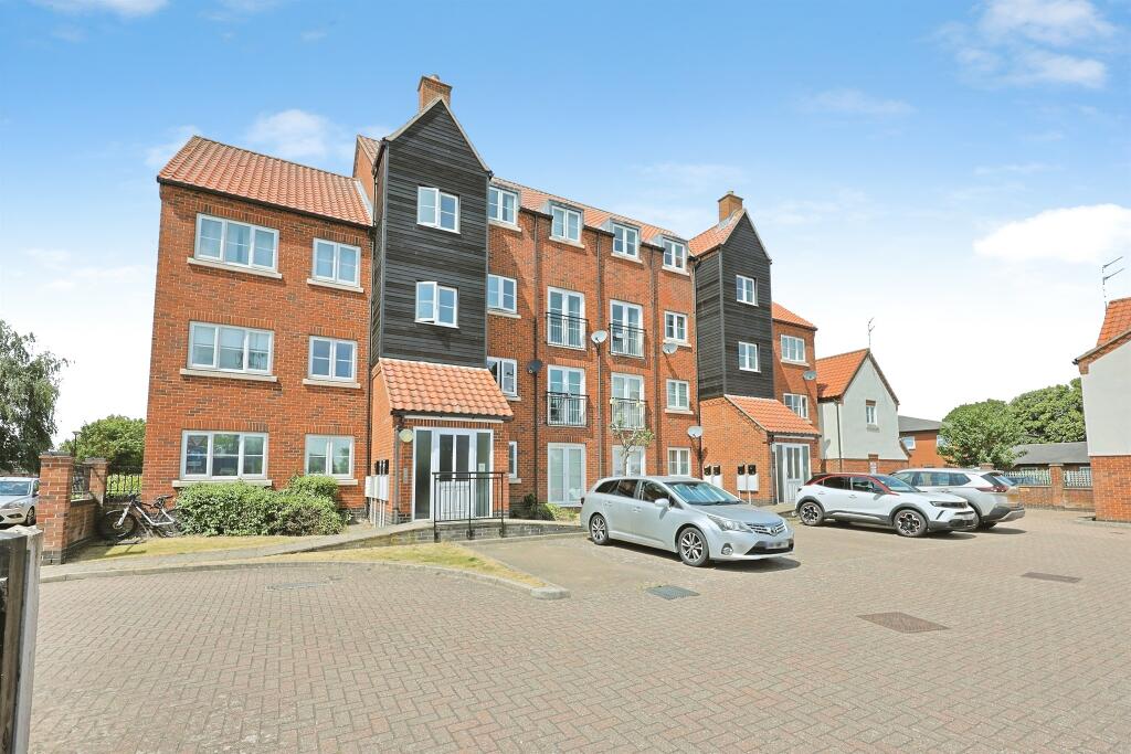 Main image of property: Commercial Road, Dereham