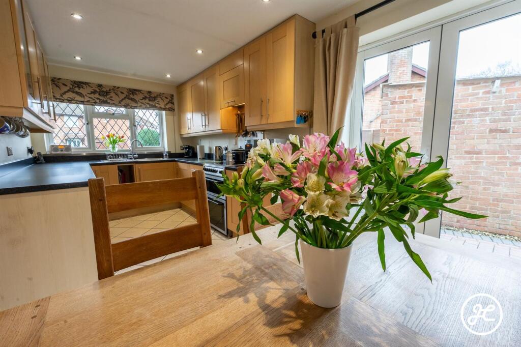 House in Taunton - View 5