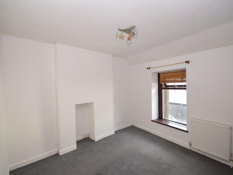House in Newport - View 4