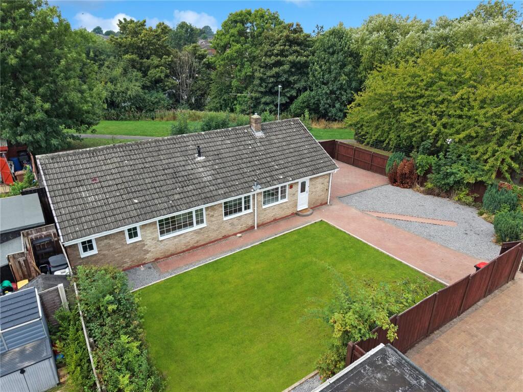 3-bed house on Beeches Rise, Marton, £300,000