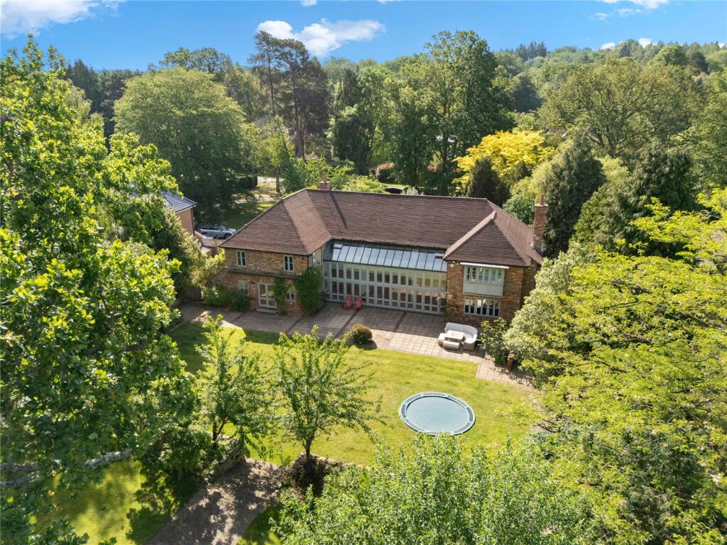Meadway, Esher, KT10, Esher