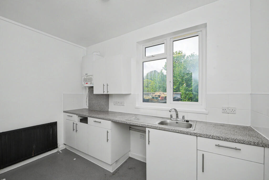 Apartment in London - View 5