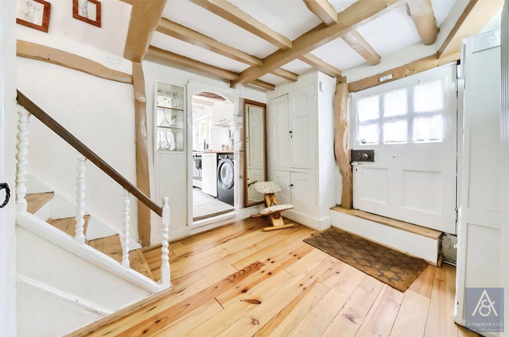 House in Buckingham, Buckinghamshire - View 4