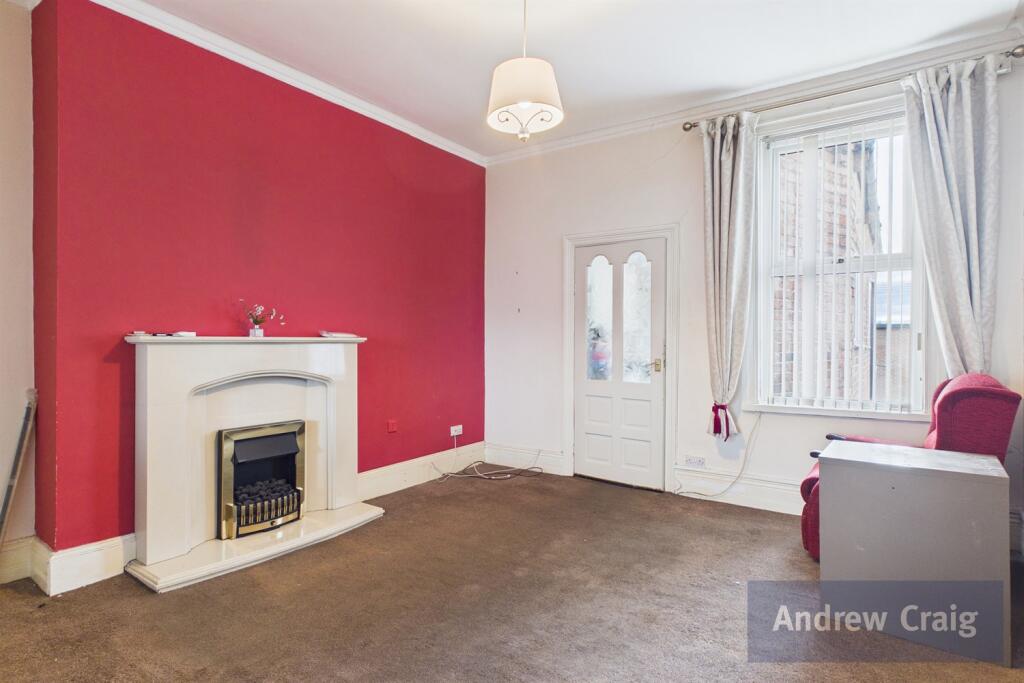 Apartment in South Shields, Westoe - View 4