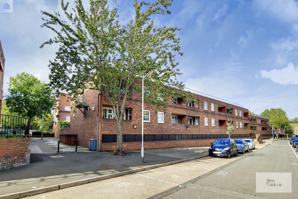 Apartment in London - View 5