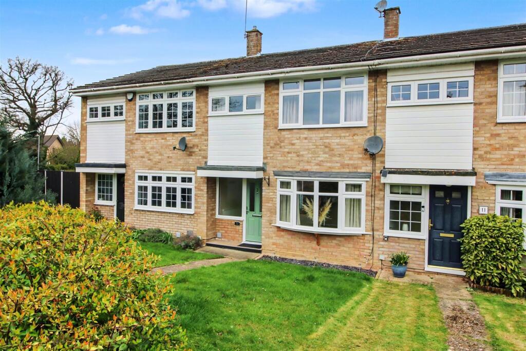 Main image of property: Longtail, Billericay