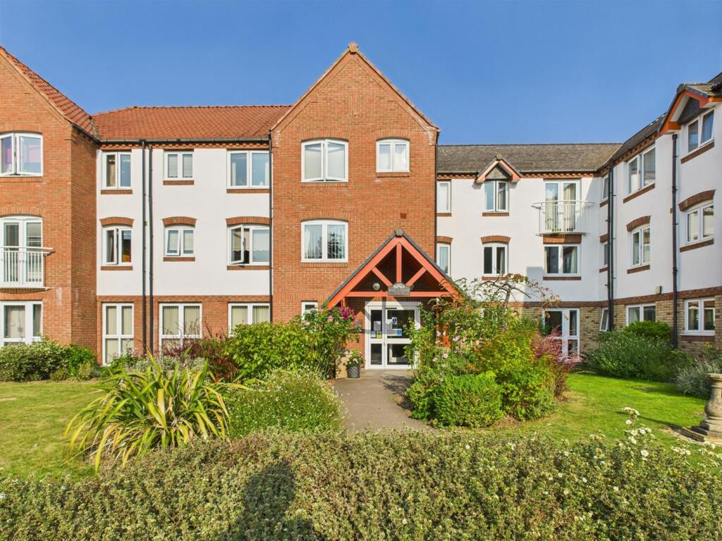 1-bed flat on Priory Road, Downham Market, £124,500