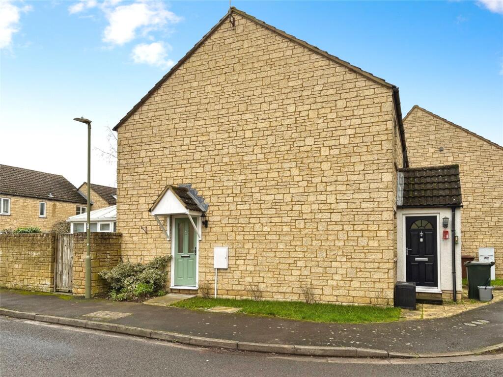 Main image of property: Avocet Way, Bicester, Oxfordshire