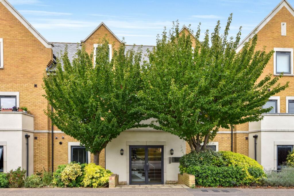 1-bed flat on Willow Court, St Georges Lane, Shoeburyness, Essex, SS3, £220,000