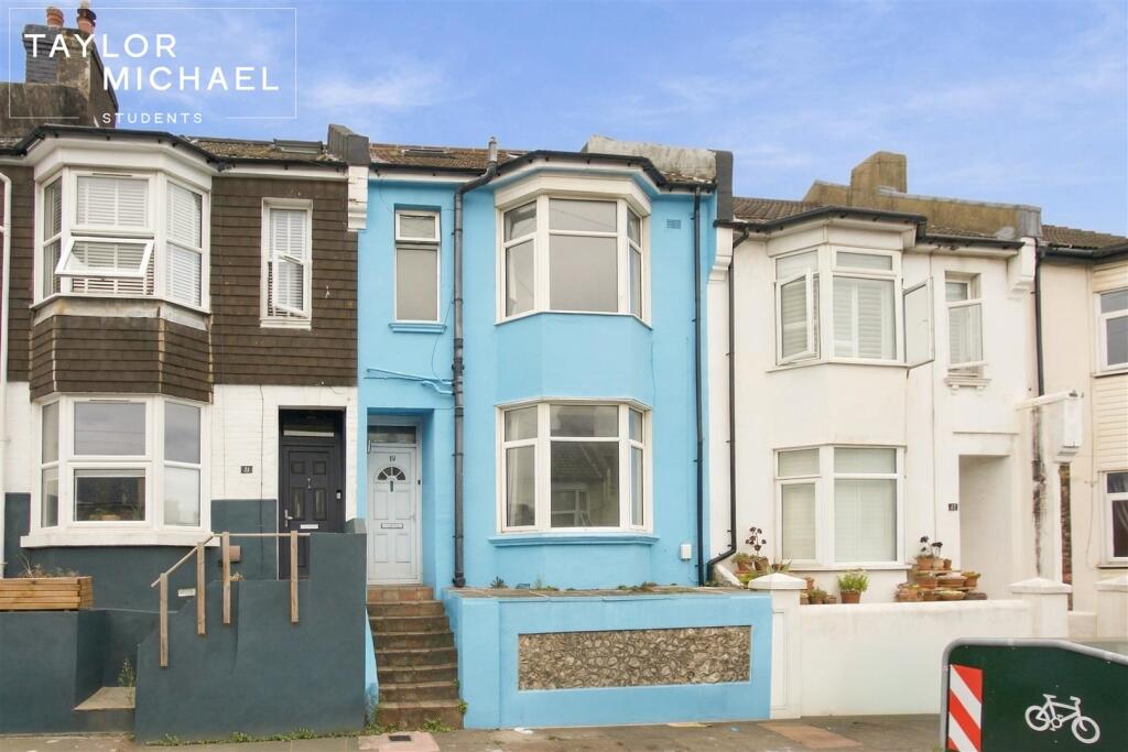 6 bedroom terraced house for rent
