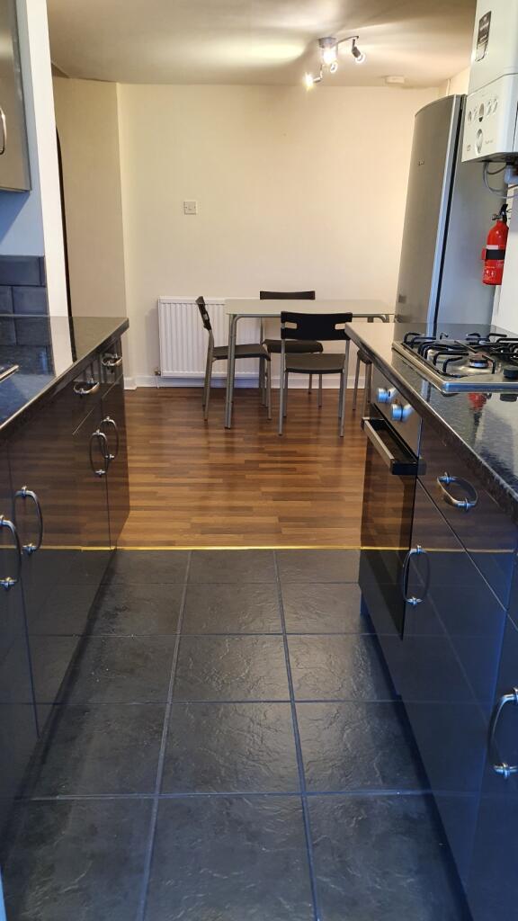House in Swindon - View 5