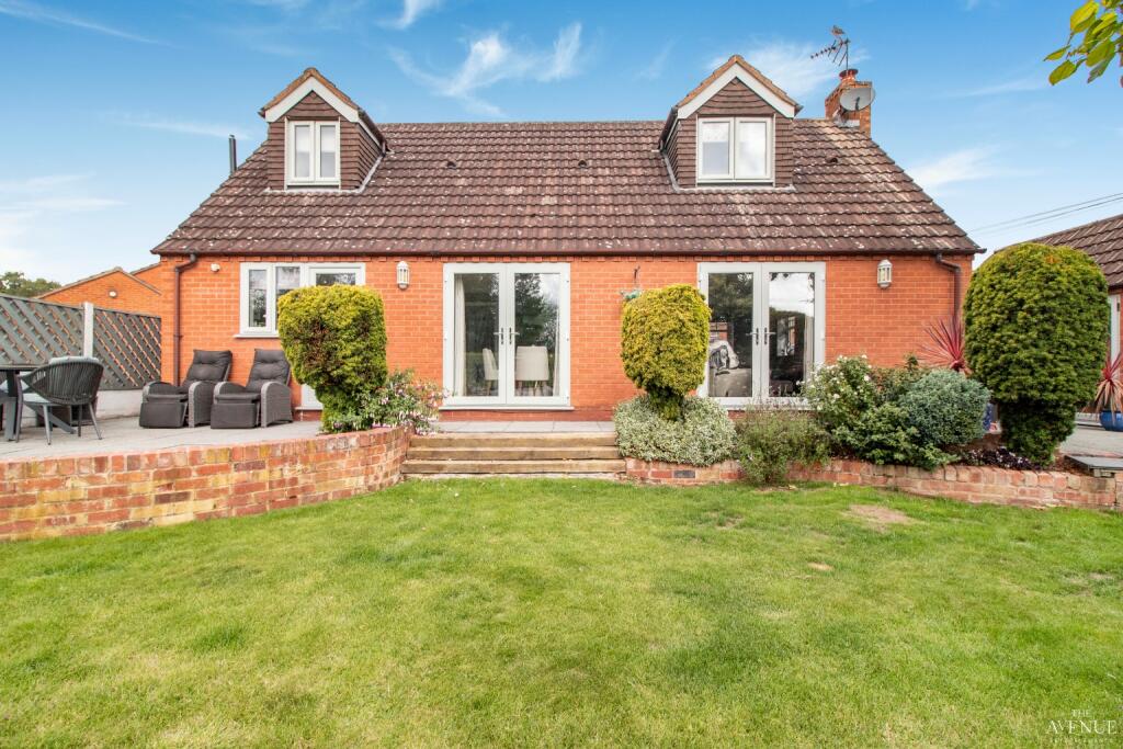 House in Lichfield, Fazeley - View 4