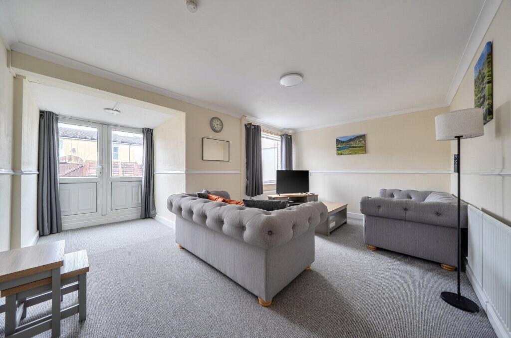 Falcon Court, Newtown, Powys, SY16 photo 2