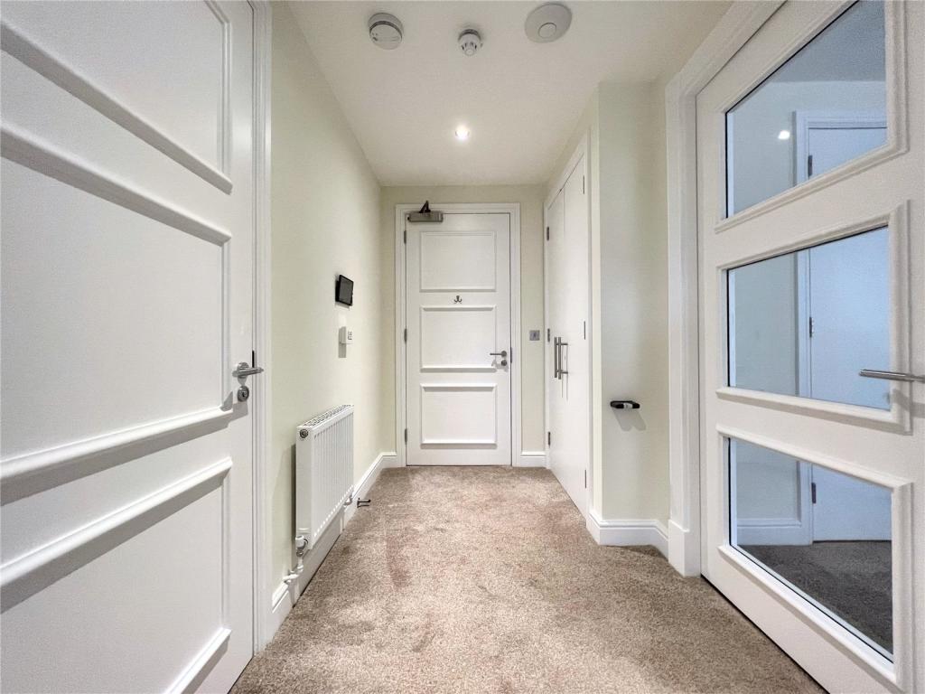 Stratton Place, Stratton, Cirencester, Gloucestershire, GL7 - View 6
