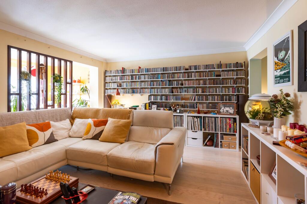 Main image of property: Winterborne Road, Abingdon, OX14