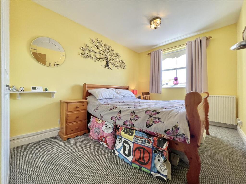 Apartment in Dorchester - View 5