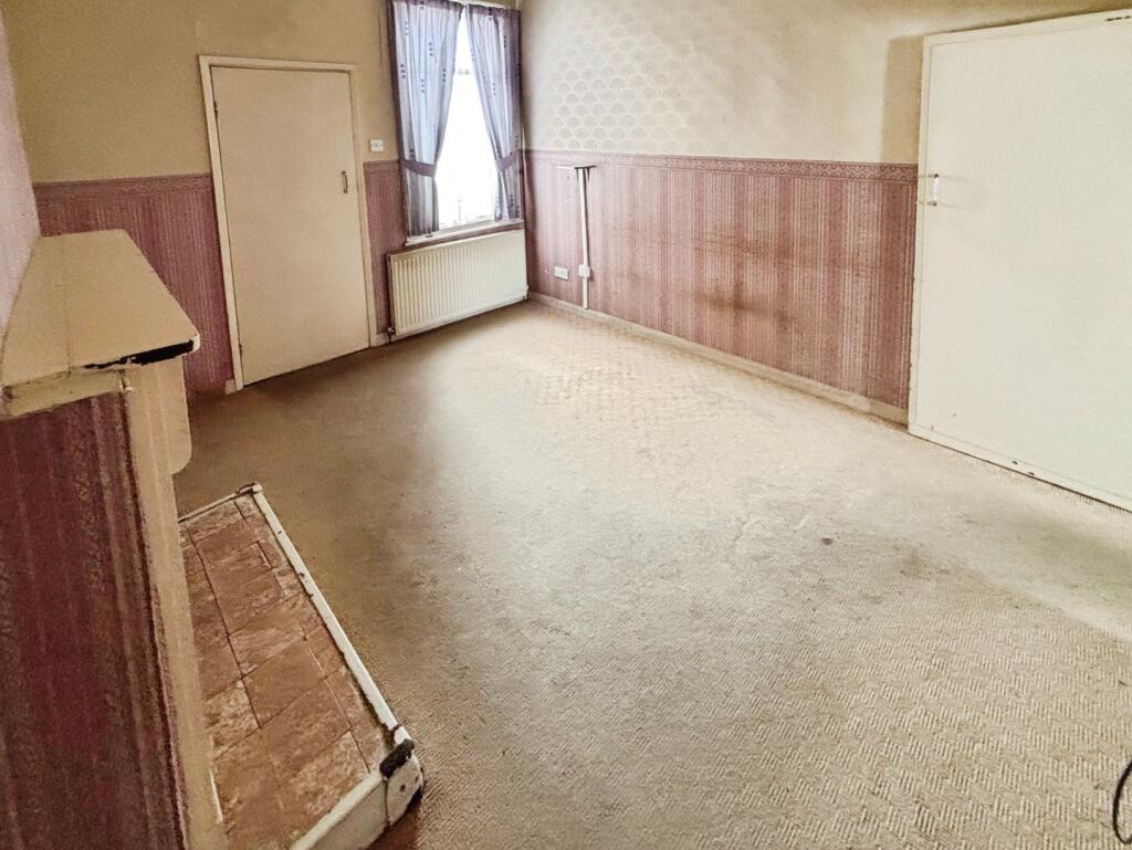 House in Doncaster - View 5