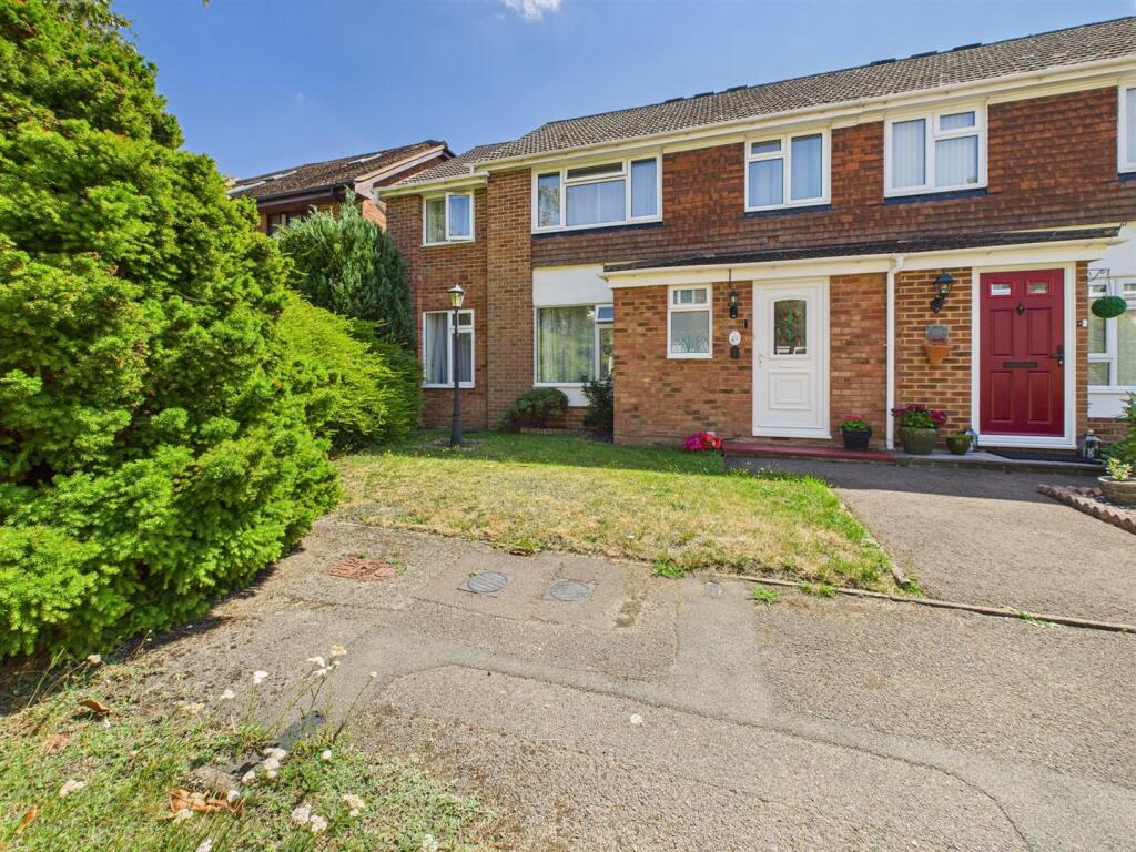 Main image of property: Curlew Drive, Tilehurst, Reading