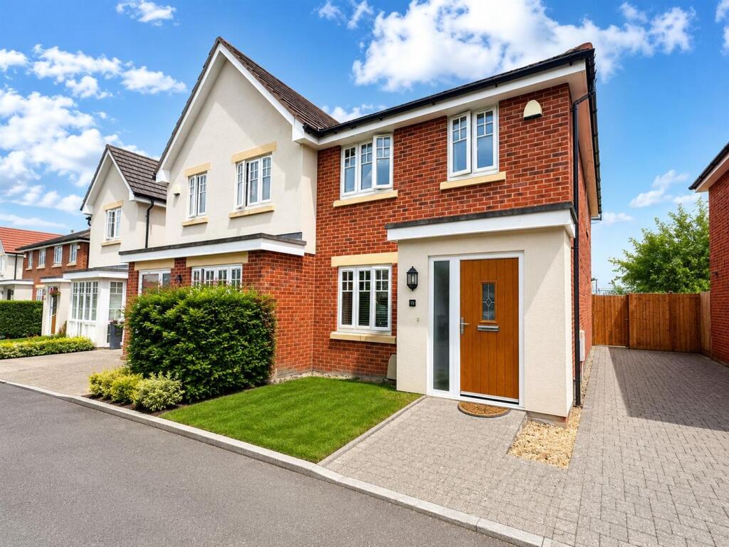 Main image of property: Sandringham Gardens, Farnborough