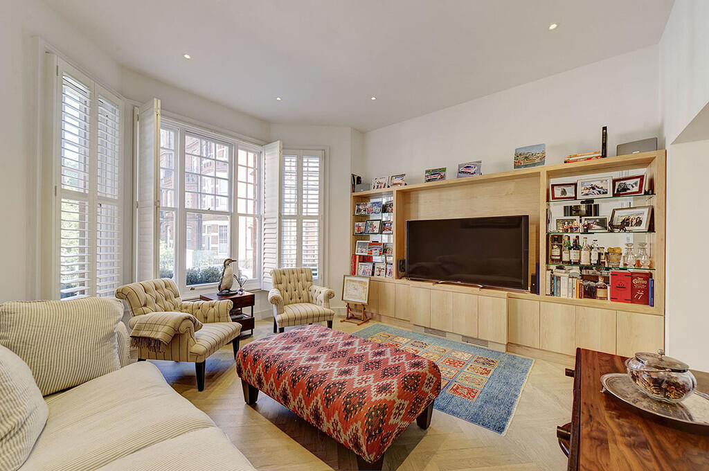Main image of property: Egerton Gardens, Knightsbridge SW3