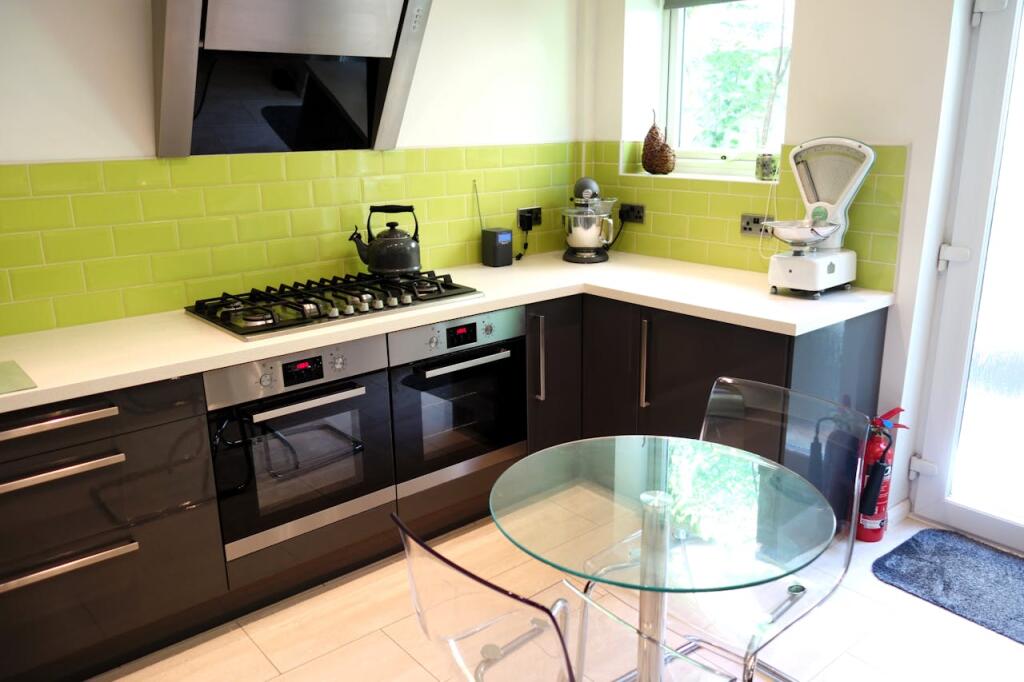 Additional image 4 of Amarillo B & B, 52 Frances Road, Bournemouth, BH1 3SA