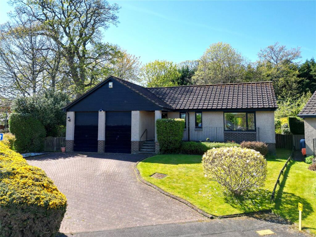 Main image of property: Glamis Gardens, Dalgety Bay, Dunfermline, Fife, KY11