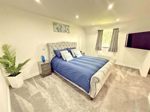PRINCIPLE BEDROOM