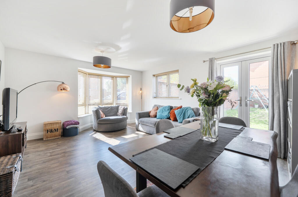 House in Reading - View 4