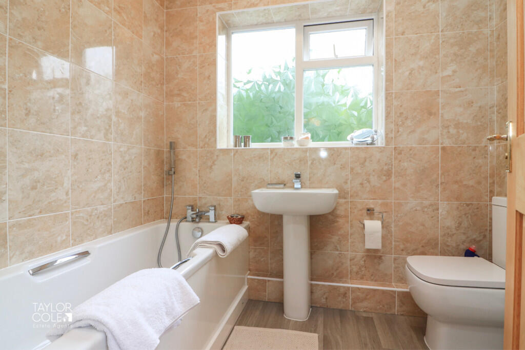 Additional image 26 of Draycott Crescent, Kettlebrook