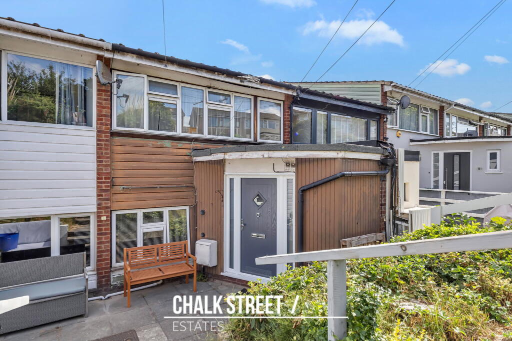 Main image of property: Dunster Crescent, Hornchurch, RM11