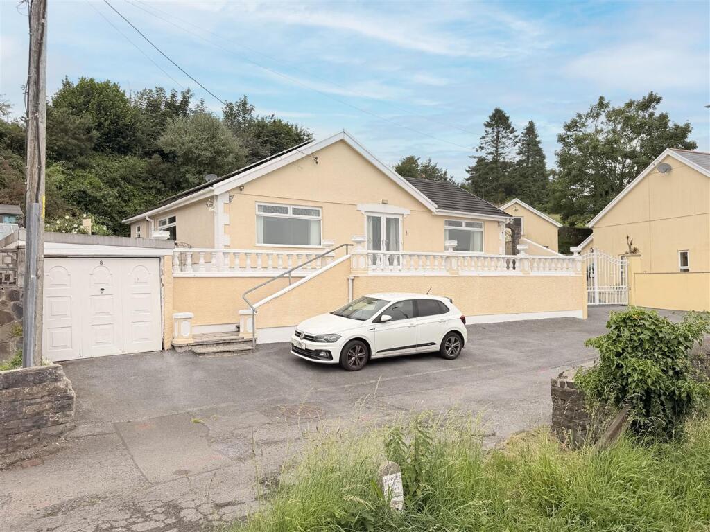 Main image of property: Rhandirfelin, Llanelli