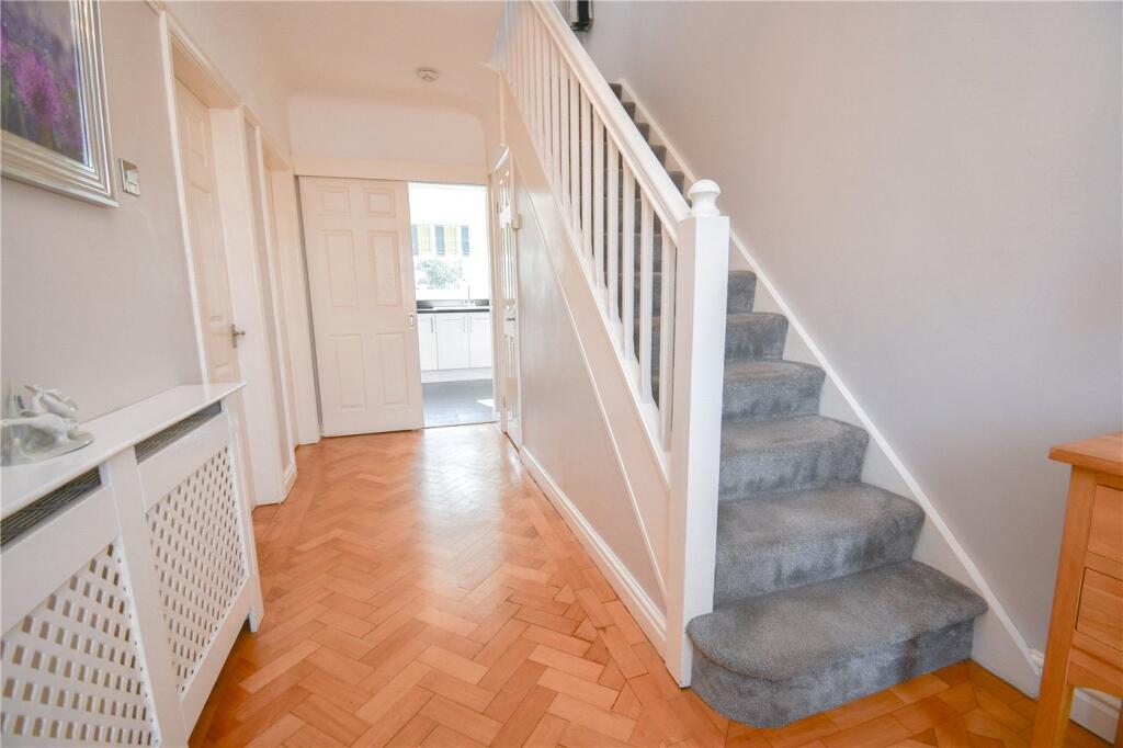 House in Chester, Ellesmere Port - More