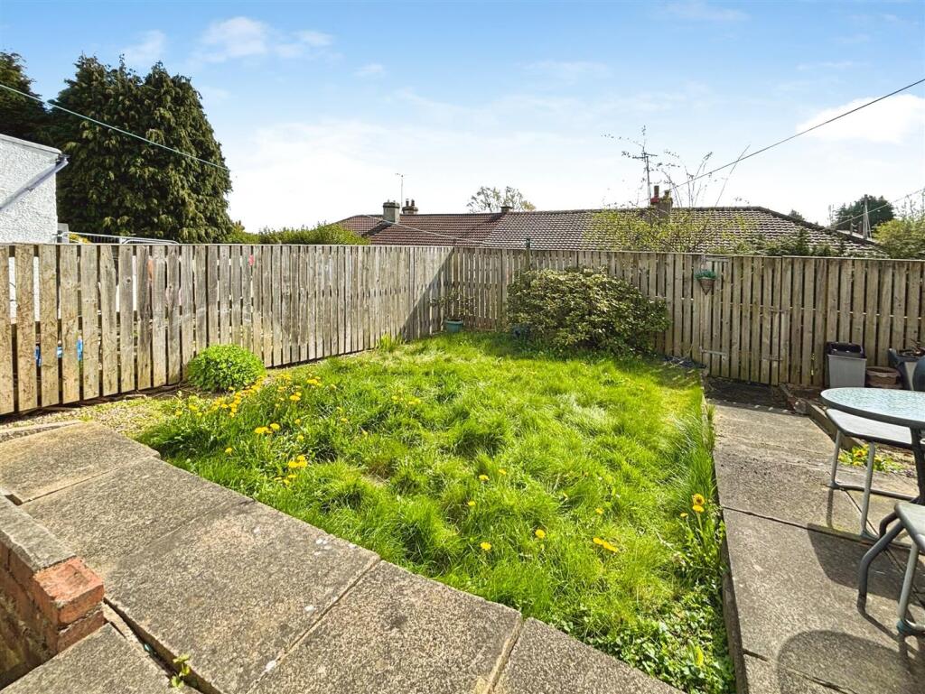 Additional image 13 of Hawes Drive, Bradford, BD5 9BB