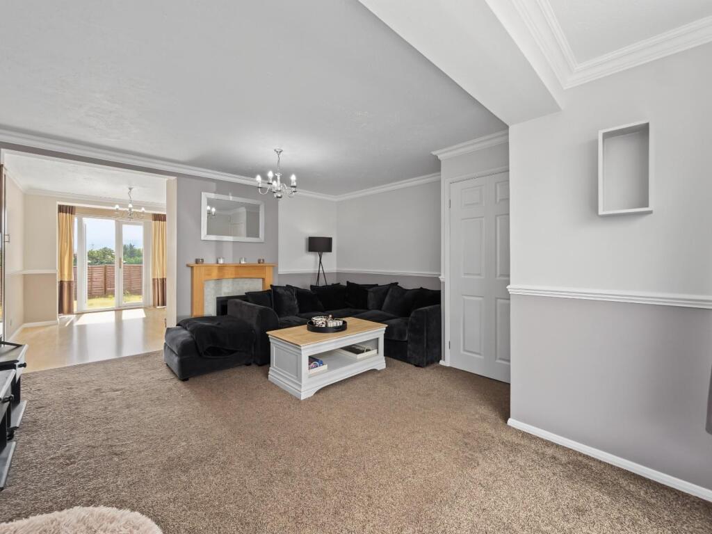 House in Northampton - View 3