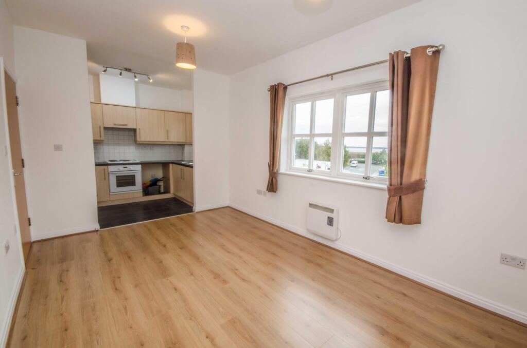 Apartment in Chester - View 3