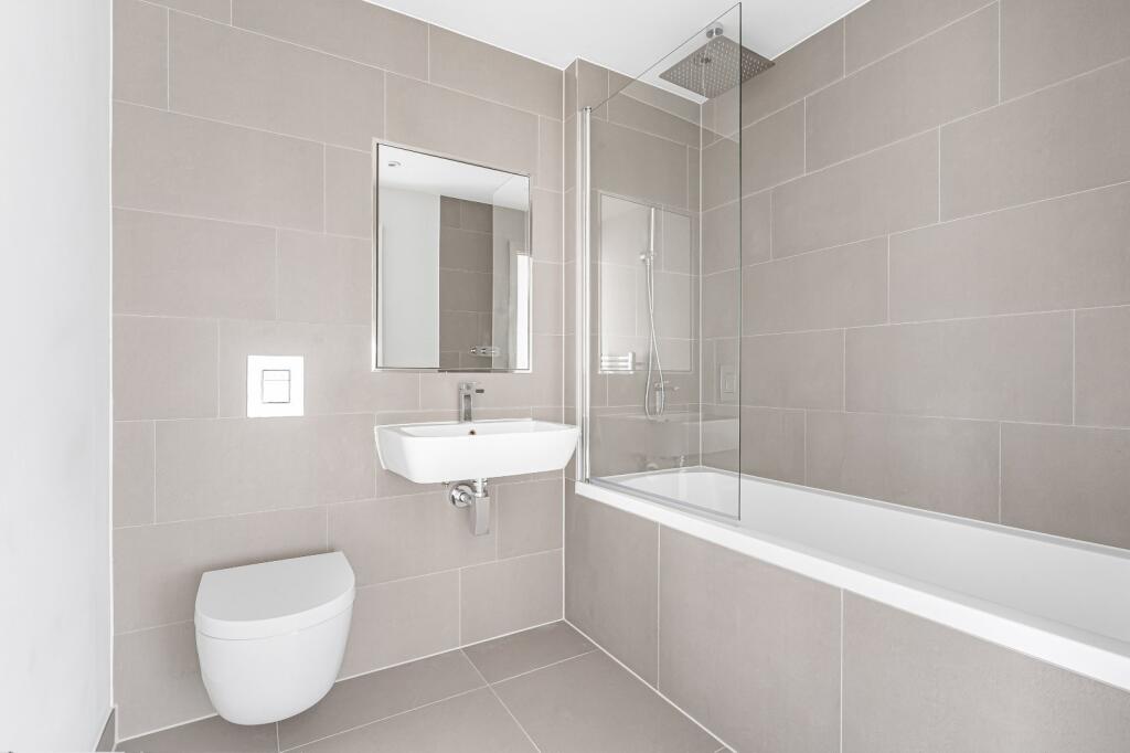 Apartment in London - More